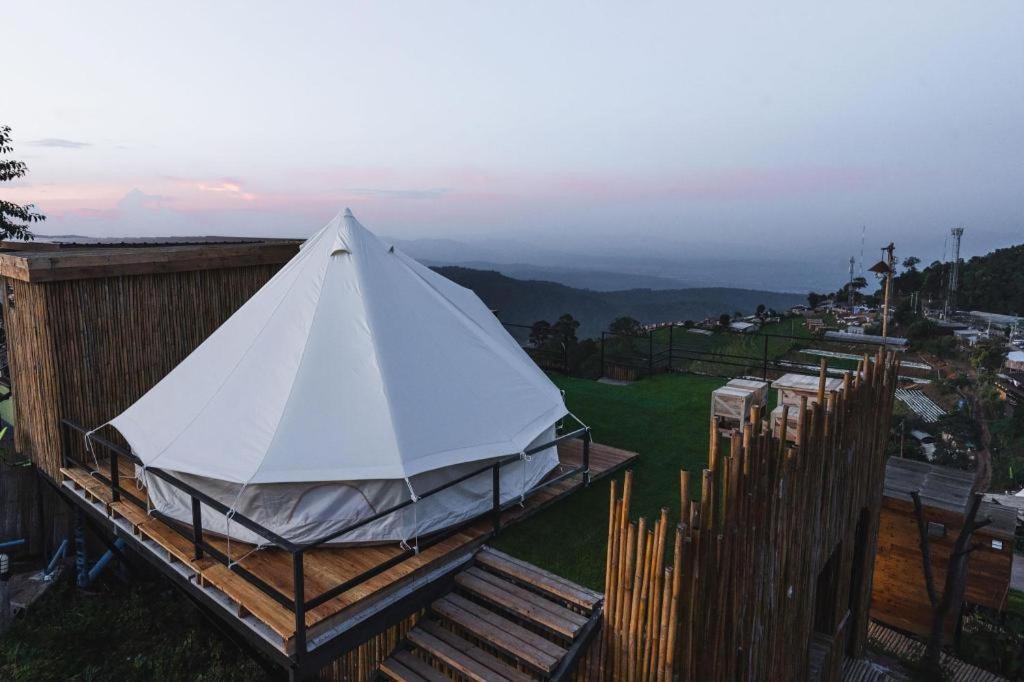 The Doi Moncham Hotel Chiang Mai Bagian luar foto